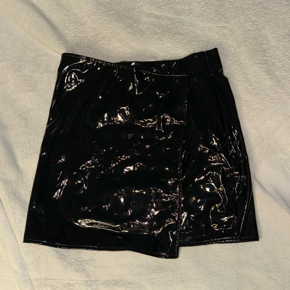 Dolls kill latex mini skirt flattering